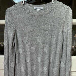 Light Grey Liz Claiborne Sweater with a Shimmery Silver Thread M